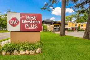  Best Western Plus Traverse City  Траверс Сити